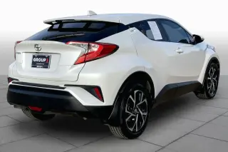 Toyota C-HR 2018 XLE Premium 4dr Crossover