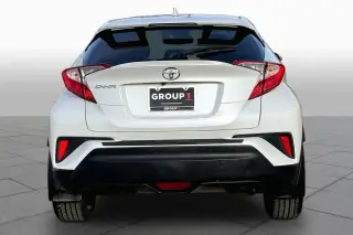 Toyota C-HR 2018 XLE Premium 4dr Crossover