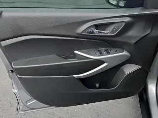 Chevrolet Trax 2024 LS crossover de 4 puertas