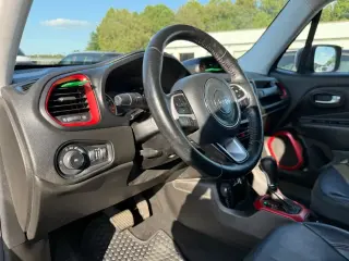 Jeep Renegade 2016 4x4 Trailhawk 4dr SUV