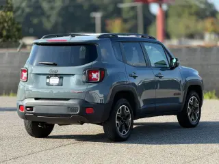 Jeep Renegade 2016 4x4 Trailhawk 4dr SUV