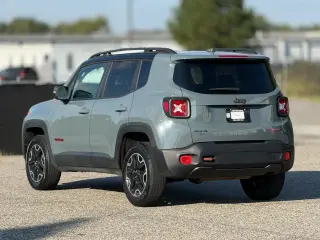 Jeep Renegade 2016 4x4 Trailhawk 4dr SUV