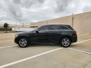 Mercedes-Benz GLC 2022 GLC 300 4dr SUV