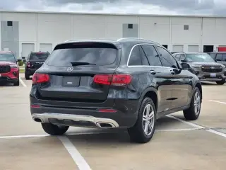 Mercedes-Benz GLC 2022 GLC 300 4dr SUV