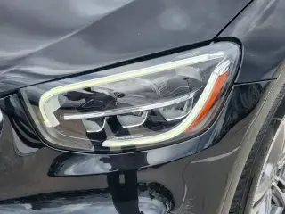 Mercedes-Benz GLC 2022 GLC 300 4dr SUV
