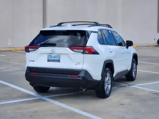 Toyota RAV4 Hybrid 2025 AWD LE SUV 4 puertas