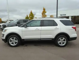 Ford Explorer 2017 AWD XLT 4dr SUV