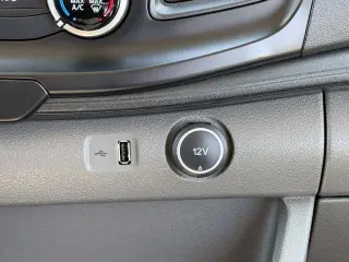 Ford Transit 2022 350 XL 3puertas LWB techo medio furgón de pasajeros