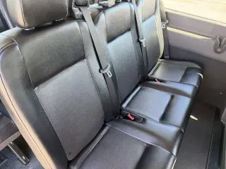 Ford Transit 2022 350 XL 3puertas LWB techo medio furgón de pasajeros