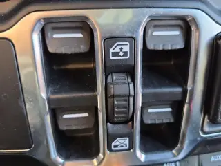 Jeep Gladiator 2021 4x4 Deportivo 4dr Cabina de Crew 5.0 ft. SB