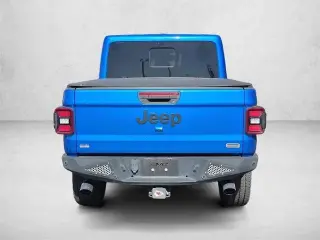 Jeep Gladiator 2022 4x4 Overland 4dr Crew Cab 5.0 ft. SB