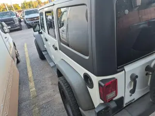 Jeep Wrangler Unlimited 2014 4x4 Rubicon 4dr SUV