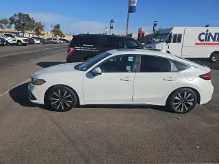 Honda Civic 2023 EX-L 4 tracción hatchback sin BSI