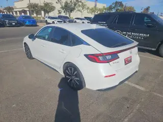 Honda Civic 2023 EX-L 4 tracción hatchback sin BSI