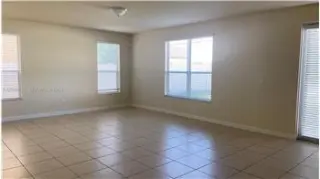 Propiedad de alquiler con 4 dormitorios y 3 baños en Miami