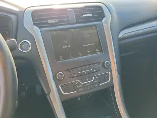 Ford Fusion 2018 SE 4dr Sedán