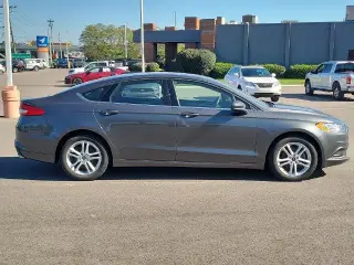 Ford Fusion 2018 SE 4dr Sedán