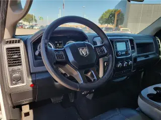 Ram 1500 2017 4x2 Tradesman 2dr Cabina Regular 8 ft. LB Pickup
