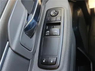 Ram 1500 2017 4x2 Tradesman 2dr Cabina Regular 8 ft. LB Pickup