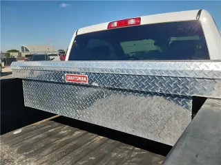 Ram 1500 2017 4x2 Tradesman 2dr Cabina Regular 8 ft. LB Pickup