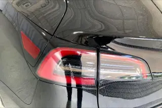 Tesla Model 3 2023 4dr Sedán
