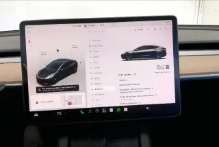 Tesla Model 3 2023 4dr Sedán