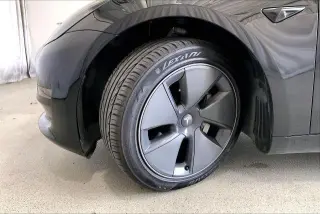 Tesla Model 3 2023 4dr Sedán