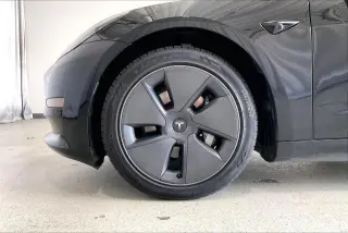 Tesla Model 3 2023 4dr Sedán