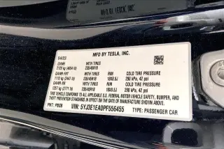 Tesla Model 3 2023 4dr Sedán