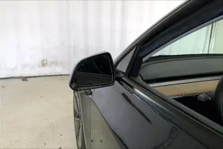 Tesla Model 3 2023 4dr Sedán