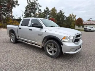 Ram 1500 2014 4x4 Express 4dr Crew Cab 5.5 ft. SB Pickup