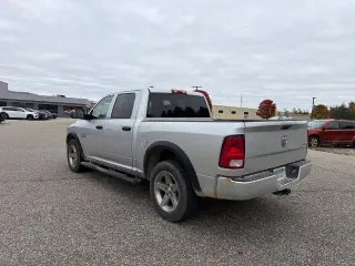 Ram 1500 2014 4x4 Express 4dr Crew Cab 5.5 ft. SB Pickup