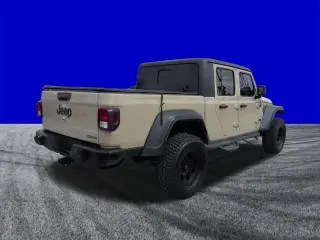 Jeep Gladiator 2020 4x4 Sport 4dr Crew Cab 5.0 ft. SB