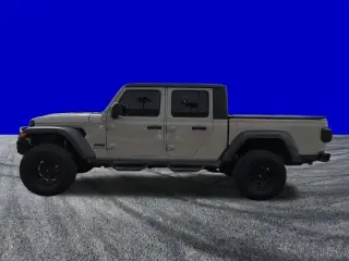 Jeep Gladiator 2020 4x4 Sport 4dr Crew Cab 5.0 ft. SB