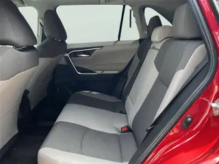 Toyota RAV4 2025 XLE 4dr SUV