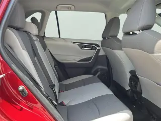Toyota RAV4 2025 XLE 4dr SUV