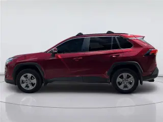 Toyota RAV4 2025 XLE 4dr SUV