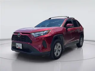 Toyota RAV4 2025 XLE 4dr SUV