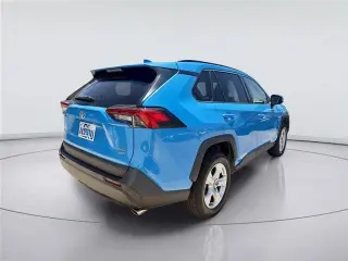 Toyota RAV4 2021 AWD XLE 4dr SUV
