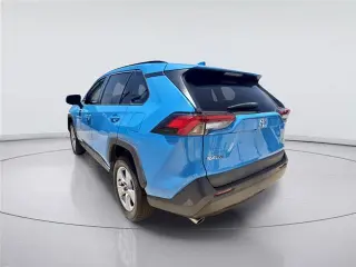 Toyota RAV4 2021 AWD XLE 4dr SUV