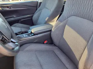 Toyota Camry 2025 LE 4dr Sedán