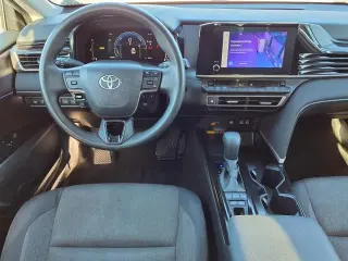 Toyota Camry 2025 LE 4dr Sedán