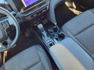 Toyota Camry 2025 LE 4dr Sedán
