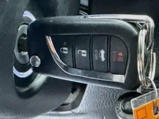 Toyota Camry 2023 LE 4dr Sedán