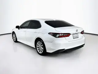 Toyota Camry 2023 LE 4dr Sedán