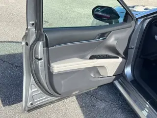 Toyota Camry 2018 LE 4dr Sedán