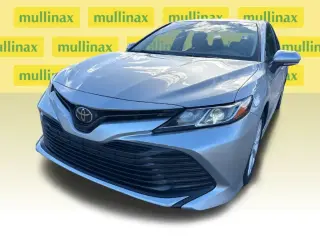 Toyota Camry 2018 LE 4dr Sedán