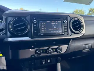 Toyota Tacoma 2019 4x2 TRD Off-Road 4dr Double Cab 5.0 ft SB