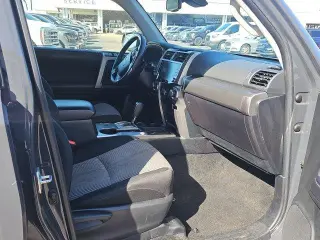 Toyota 4Runner 2024 4x2 SR5 4dr SUV