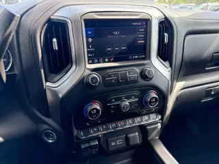 Chevrolet Silverado 1500 2020 4x4 LT Trail Boss 4dr Crew Cab 5.8 ft. SB